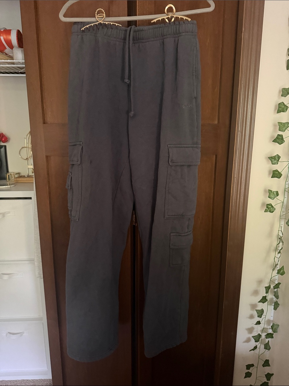 Garage Men's Charcoal Cargo Sweatpants